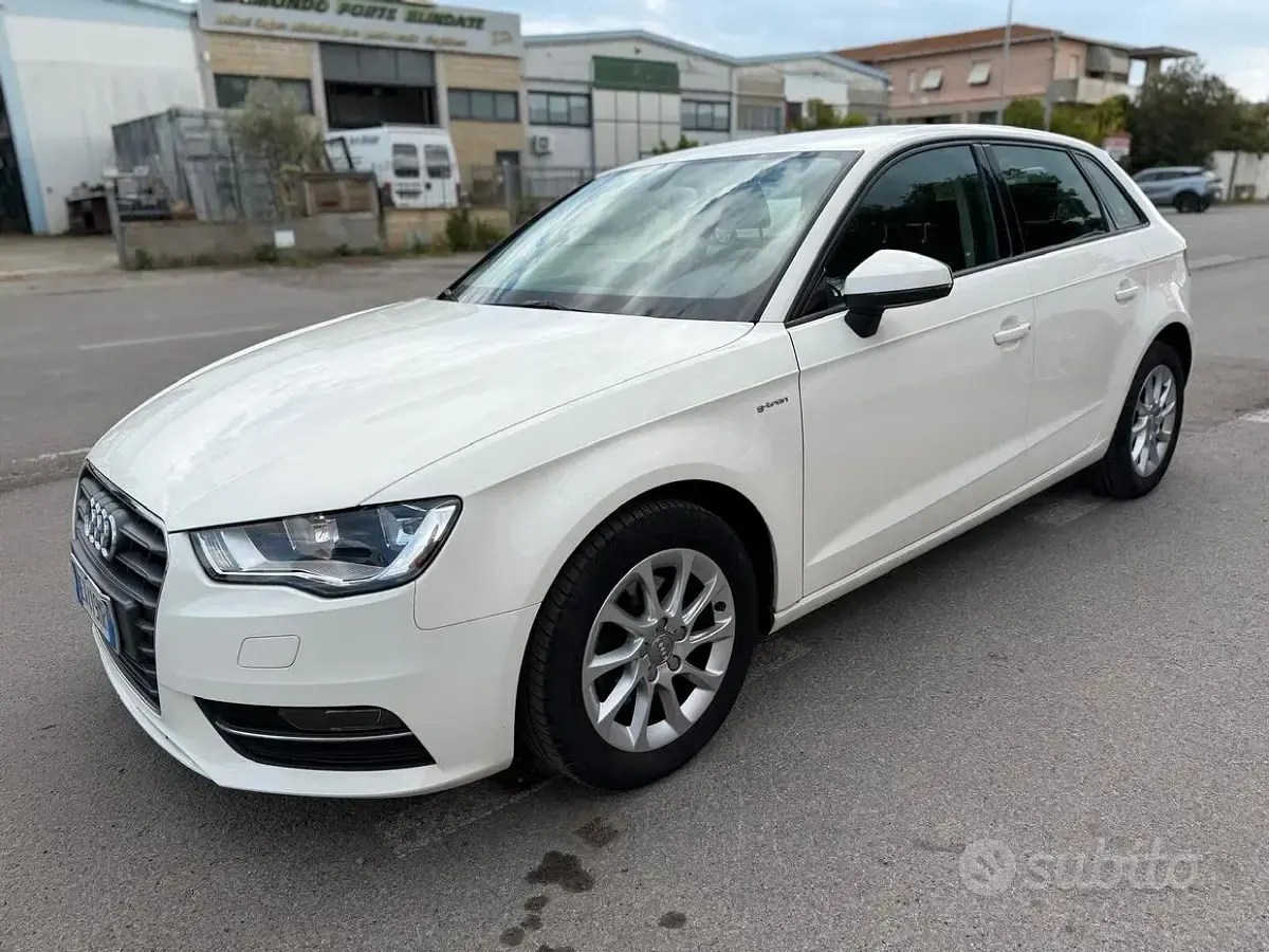 Usata Audi A3 Ambition 110 CV (80 kW) 2014 Bianco Berlina