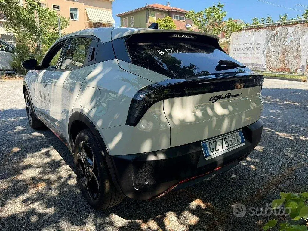 Usata Alfa Romeo GT Junior Edizione Speciale 136 CV (100 kW) 2025 Bianco SUV