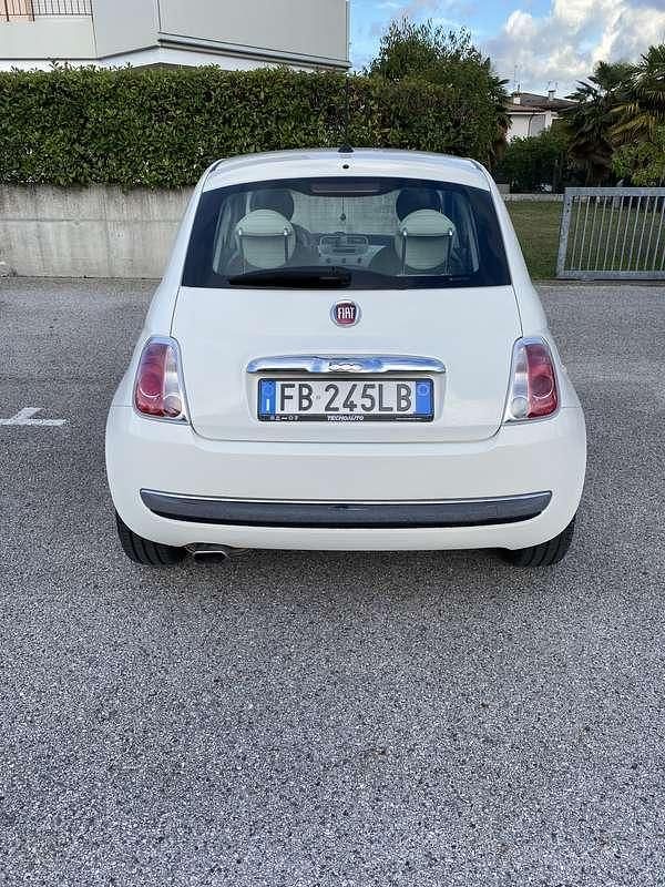 Usata Fiat 500 Lounge 69 CV (50 kW) 2016 Bianco Utilitaria