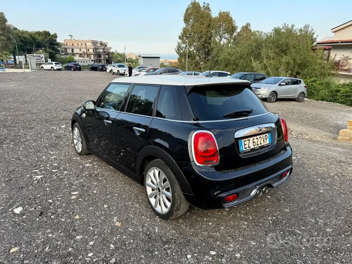Usata Mini Cooper SD 190 CV (139 kW) 2015 Nero Utilitaria
