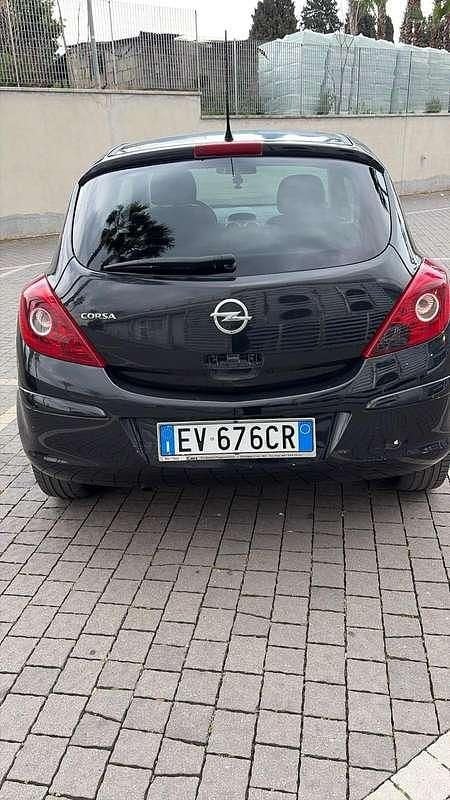 Usata Opel Corsa 86 CV (63 kW) 2014 Utilitaria