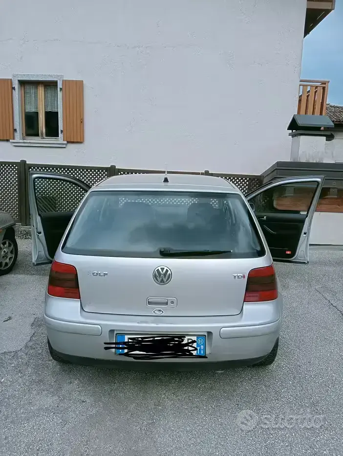 Begagnad VW Golf IV 101 HK (74 kW) 2002 Grå Sedan