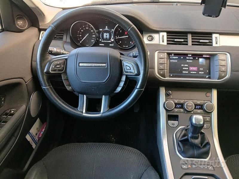 Usata Land Rover Range Rover evoque 150 CV (110 kW) 2017 Bianco SUV