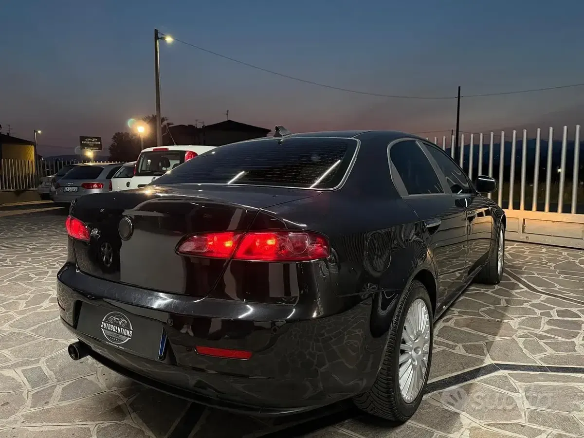 Usata Alfa Romeo 159 Distinctive 160 CV (117 kW) 2007 Nero Station wagon