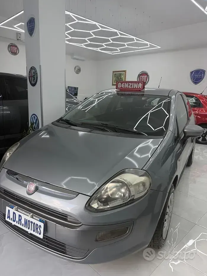 Usata Fiat Punto Evo Dynamic 65 CV (47 kW) 2010 Grigio Utilitaria