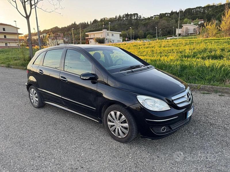 Usata Mercedes B170 116 CV (85 kW) 2007 Nero Monovolume