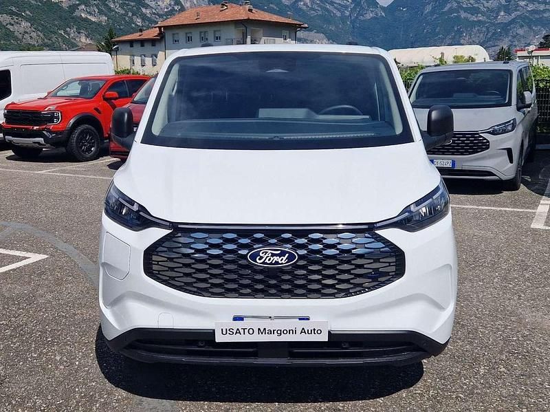 Nuova Ford E-Transit Trend 100 kW (136 CV) 2025 Bianco Furgone