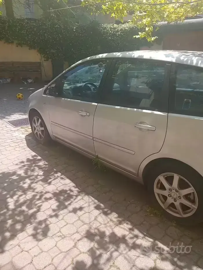Käytetty Ford C-MAX 125 HP (91 kW) 2007 Harmaa Tila-auto