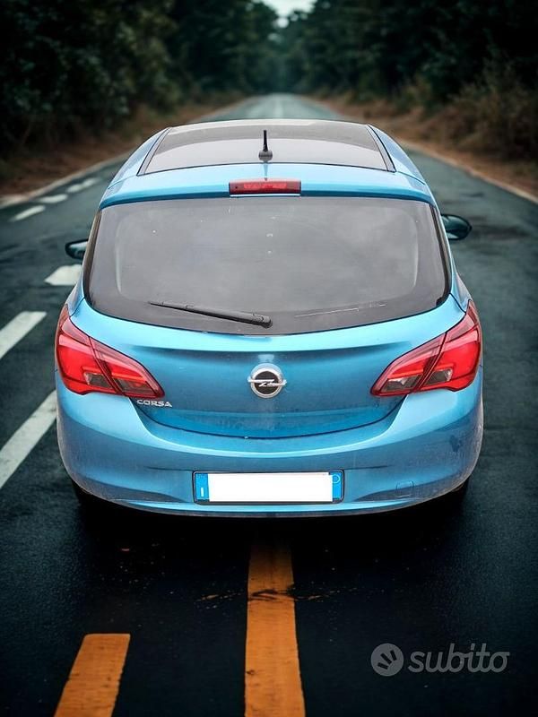 Usata Opel Corsa 70 CV (51 kW) 2019 Blu Utilitaria
