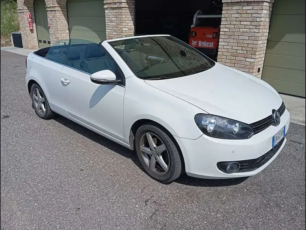 Usata VW Golf Cabriolet 105 CV (77 kW) 2012 Cabrio