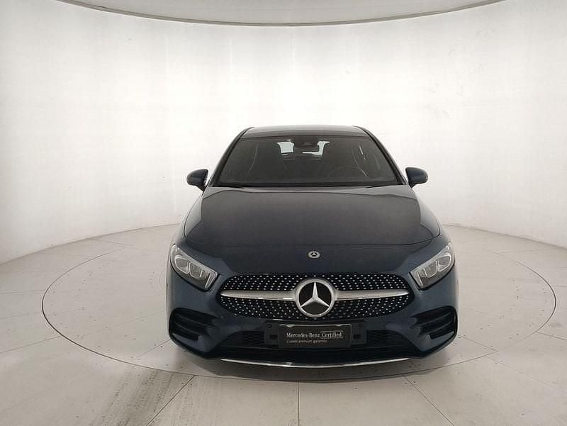 Usata Mercedes A250 Premium 224 CV (164 kW) 2022 Blu Utilitaria