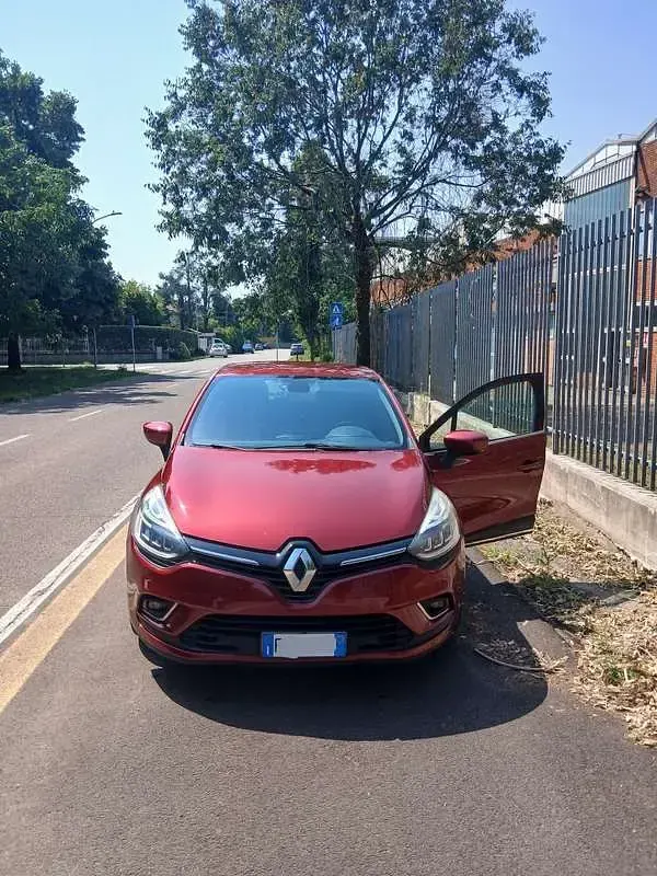 Usata Renault Clio IV Intens 90 CV (66 kW) 2017 Rosso Berlina