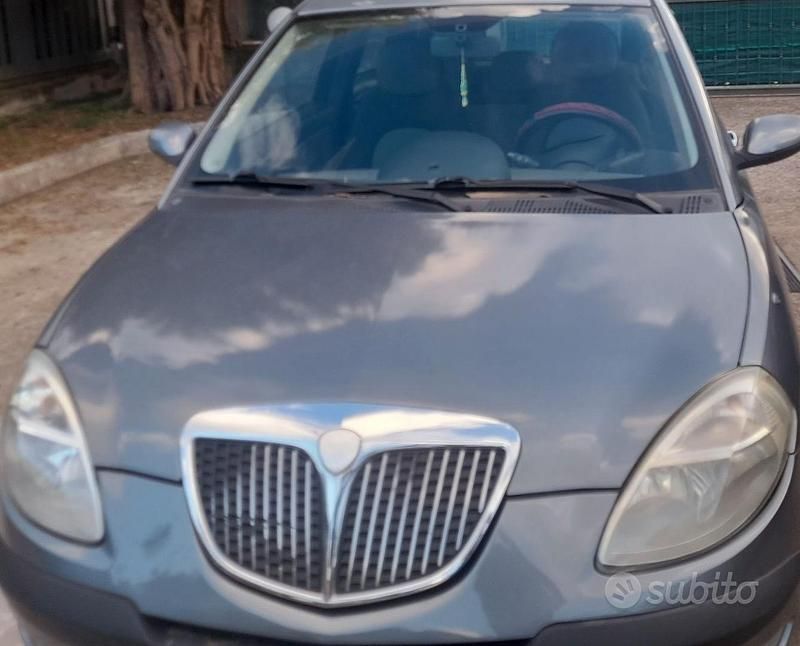 Usata Lancia Ypsilon 2005 Grigio Utilitaria