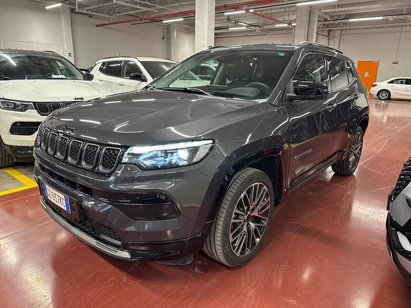 Usata Jeep Compass Summit 131 CV (96 kW) 2025 Grigio SUV
