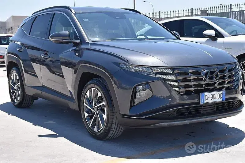 Usata Hyundai Tucson 136 CV (100 kW) 2023 Grigio SUV