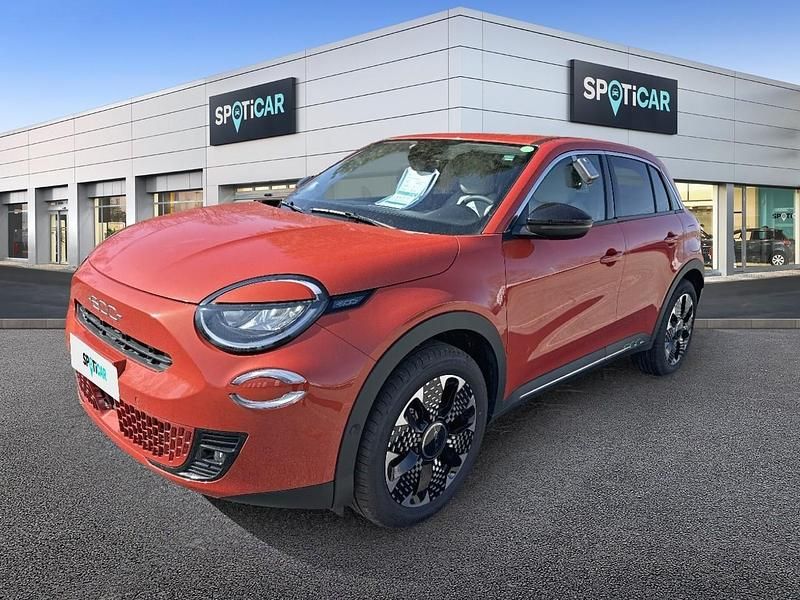 Usata Fiat 600 La Prima 101 CV (74 kW) 2024 Arancione SUV
