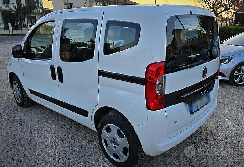 Usata Fiat Qubo Easy 80 CV (58 kW) 2019 Bianco Monovolume