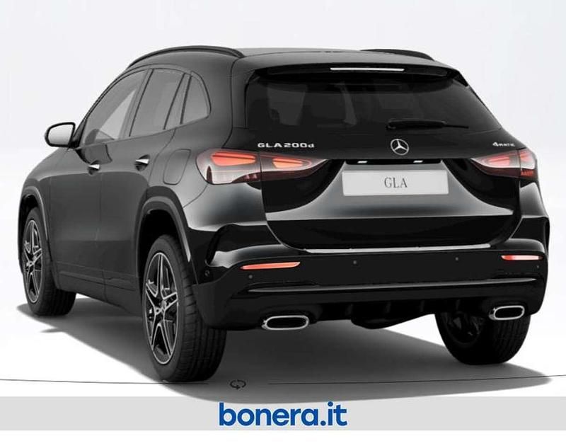 Nuova Mercedes GLA200 Advanced Plus 150 CV (110 kW) 2026 Nero cosmo SUV