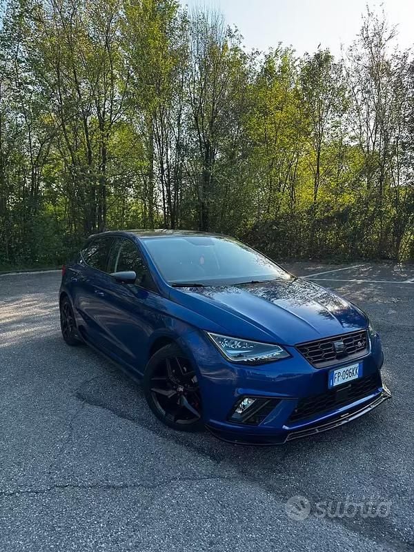 Usata Seat Ibiza FR 150 CV (110 kW) 2018 Blu Utilitaria