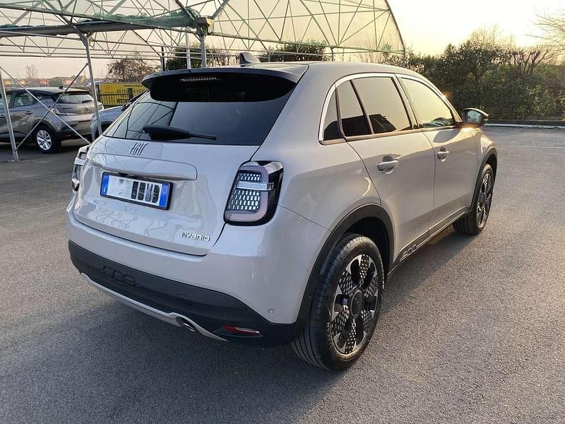 Usata Fiat 600 La Prima 101 CV (74 kW) 2025 Crema cappuccino SUV