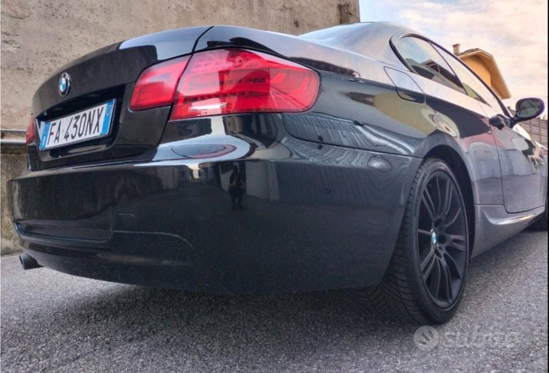 Begagnad BMW 320 M Sport 184 HK (135 kW) 2012 Svart Sportkupé