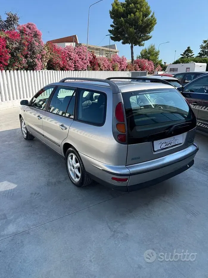 Usata Fiat Marea 105 CV (77 kW) 2000 Grigio Berlina