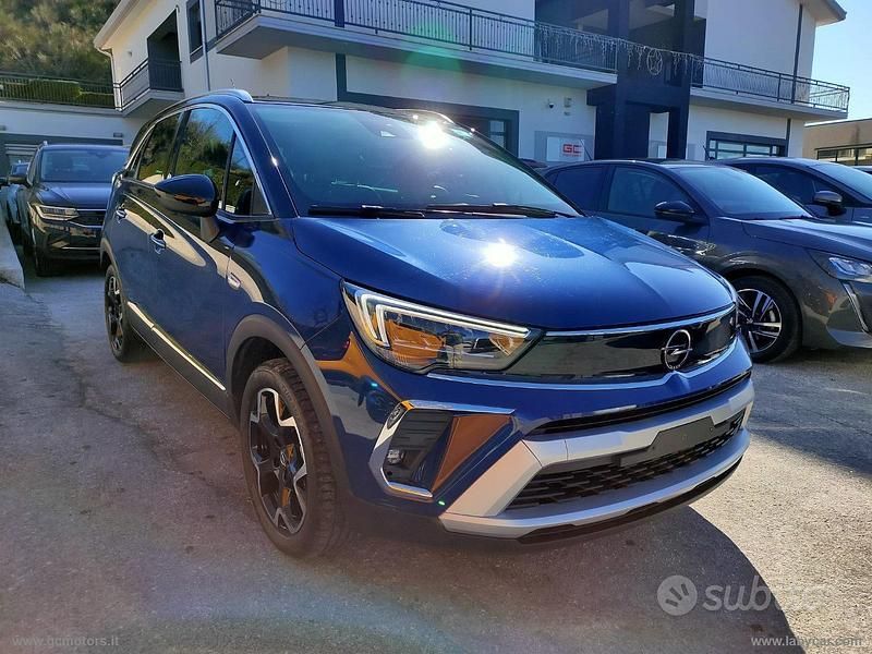 Usata Opel Crossland X S 131 CV (96 kW) 2022 Blu/azzurro SUV