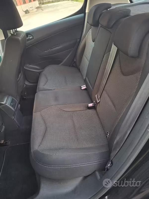 Usata Peugeot 308 92 CV (67 kW) 2013 Nero Berlina