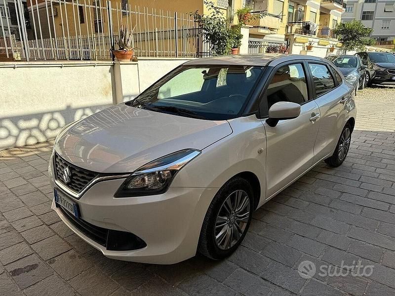 Usata Suzuki Baleno 90 CV (66 kW) 2019 Bianco Utilitaria