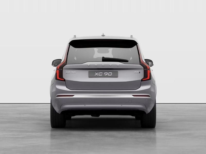 Neu Volvo XC90 Core 251 PS (184 kW) 2025 SUV