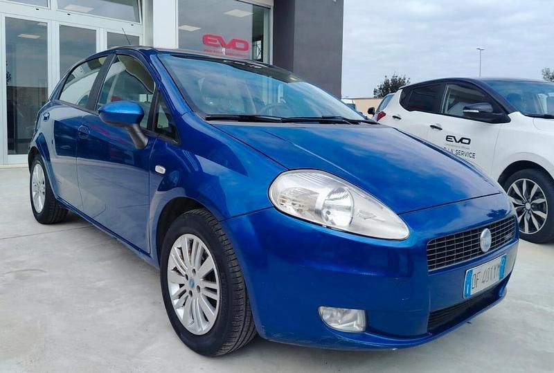 Usata Fiat Grande Punto 90 CV (66 kW) 2006 Blu Utilitaria