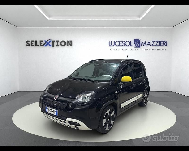 Usata Fiat Panda Cross Cross 69 CV (50 kW) 2025 Nero Utilitaria