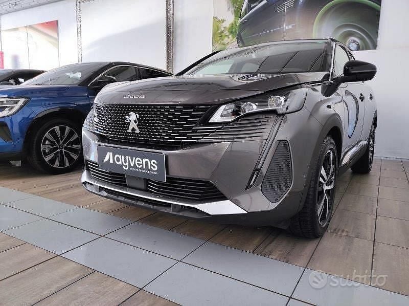 Usata Peugeot 3008 GT 131 CV (96 kW) 2022 Grigio SUV