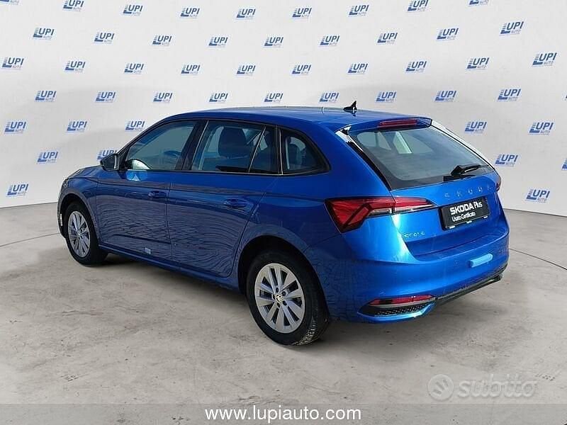 Usata Skoda Scala Selection 116 CV (85 kW) 2024 Blu Utilitaria