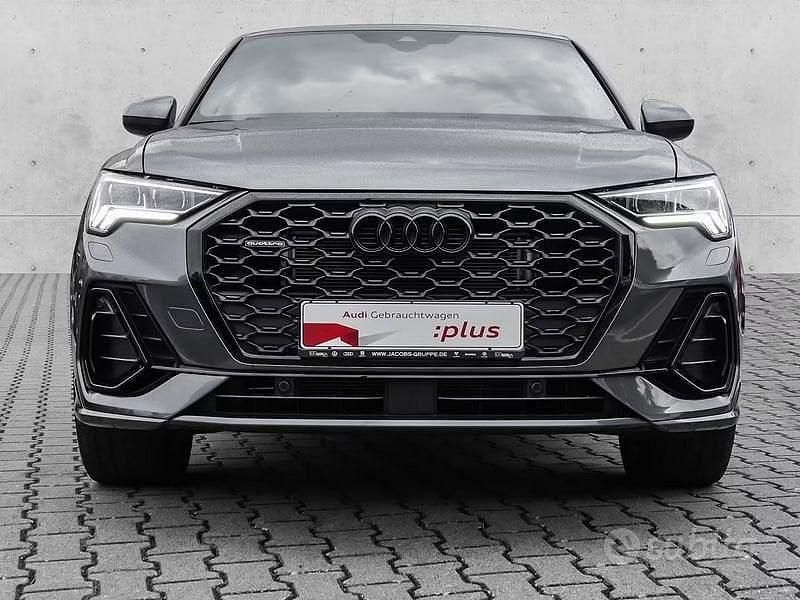 Usata Audi Q3 Ambiente 200 CV (147 kW) 2024 Grigio SUV
