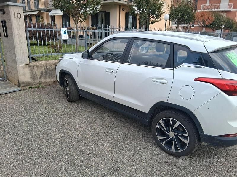 Usata EVO Evo 5 127 CV (93 kW) 2023 Bianco SUV