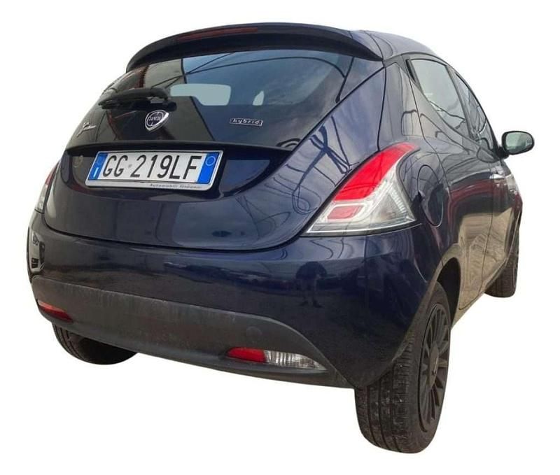 Usata Lancia Ypsilon S 69 CV (50 kW) 2021 Blu Utilitaria