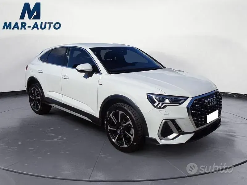 Usata Audi Q3 Sportback S-Line 149 CV (109 kW) 2023 Bianco SUV