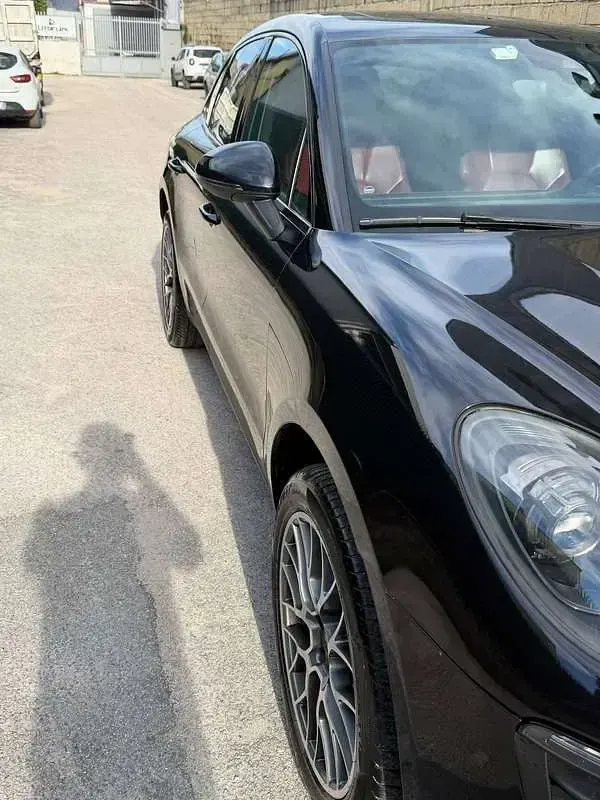 Usata Porsche Macan 250 CV (183 kW) 2015 Nero SUV