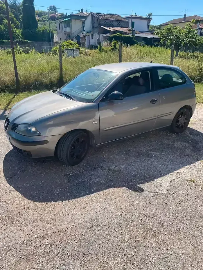 Usata Seat Ibiza 2003 Utilitaria