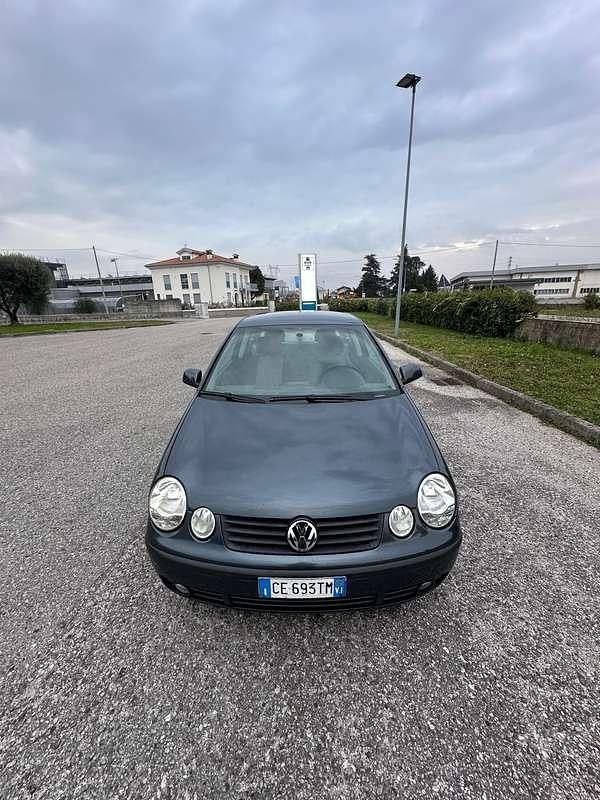 Usata VW Polo Comfortline 75 CV (55 kW) 2004 Berlina