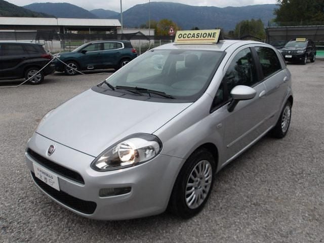 Usata Fiat Punto S 105 CV (77 kW) 2014 Argento Utilitaria