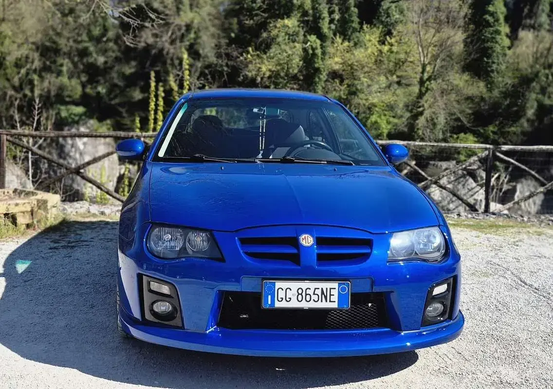 Usata MG ZR 160 CV (117 kW) 2002 Utilitaria