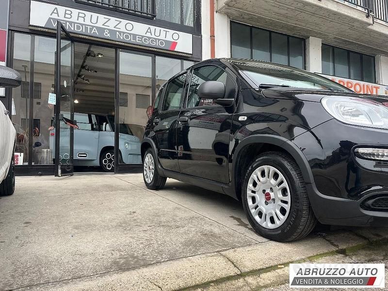 Usata Fiat Panda S 71 CV (52 kW) 2024 Nero Utilitaria