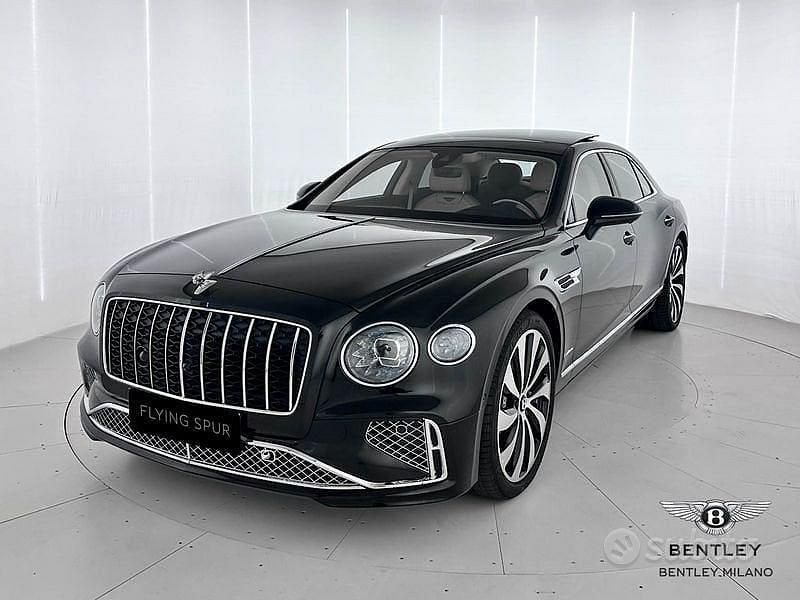 Nuova Bentley Flying Spur 680 CV (500 kW) 2025 Nero Berlina
