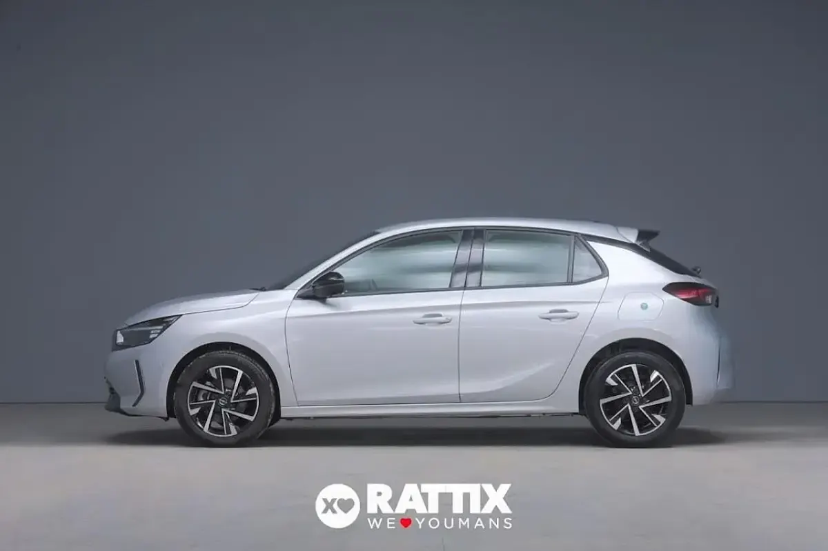 Usata Opel Corsa 101 CV (74 kW) 2025 Grigio Utilitaria