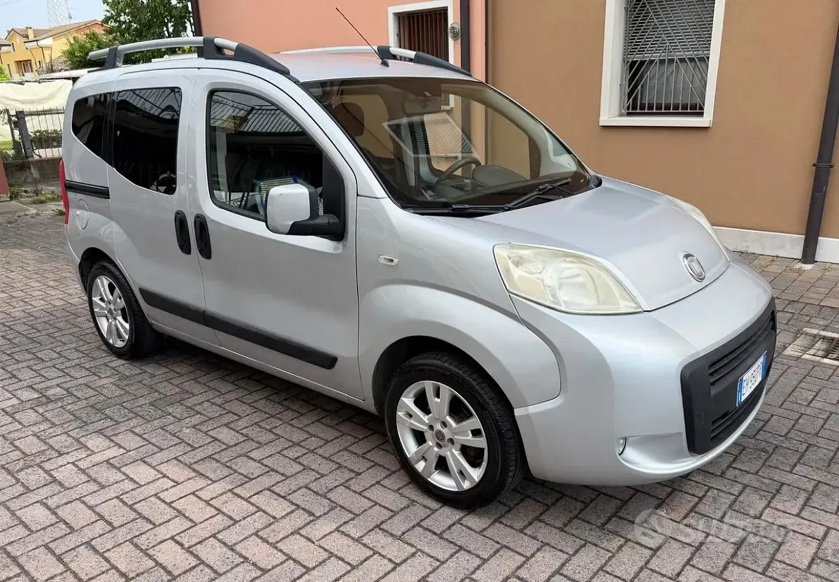 Usata Fiat Qubo Trekking 77 CV (56 kW) 2011 Monovolume