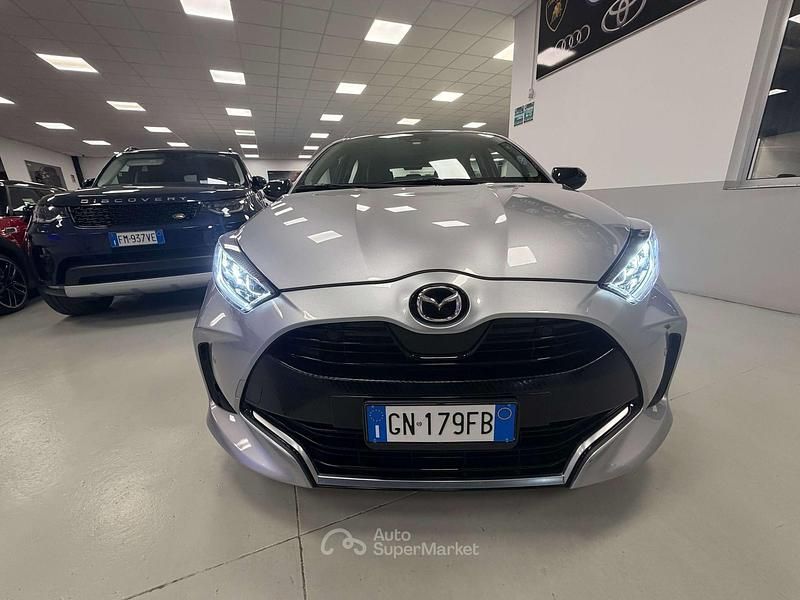 Usata Mazda 2 Comfort 116 CV (85 kW) 2023 Argento Utilitaria