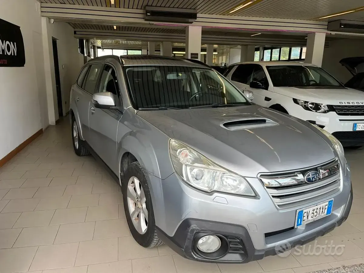Usata Subaru Outback Exclusive+ 150 CV (110 kW) 2014 Grigio Station wagon