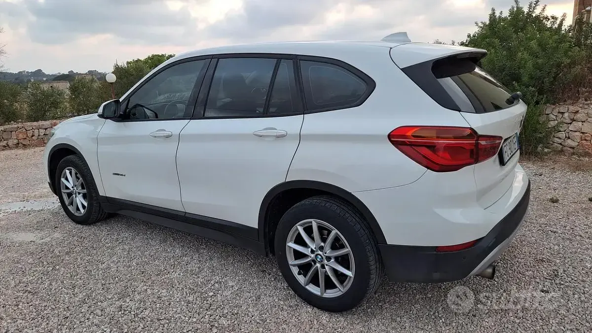 Usata BMW X1 Advantage 150 CV (110 kW) 2015 Bianco SUV
